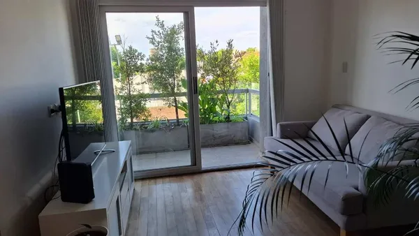 Departamento en Avenida Arregui 5300