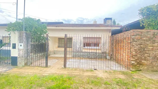 Casa en Tomás Furno 1000