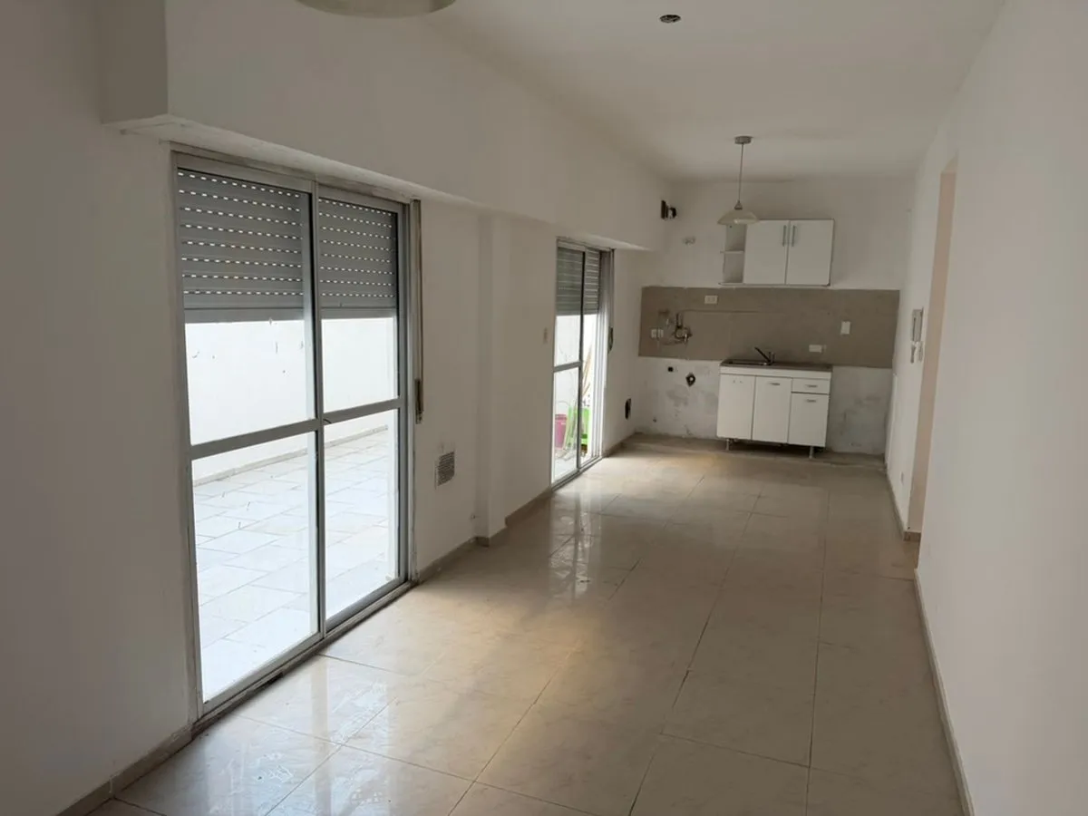 Departamento en Laprida 700