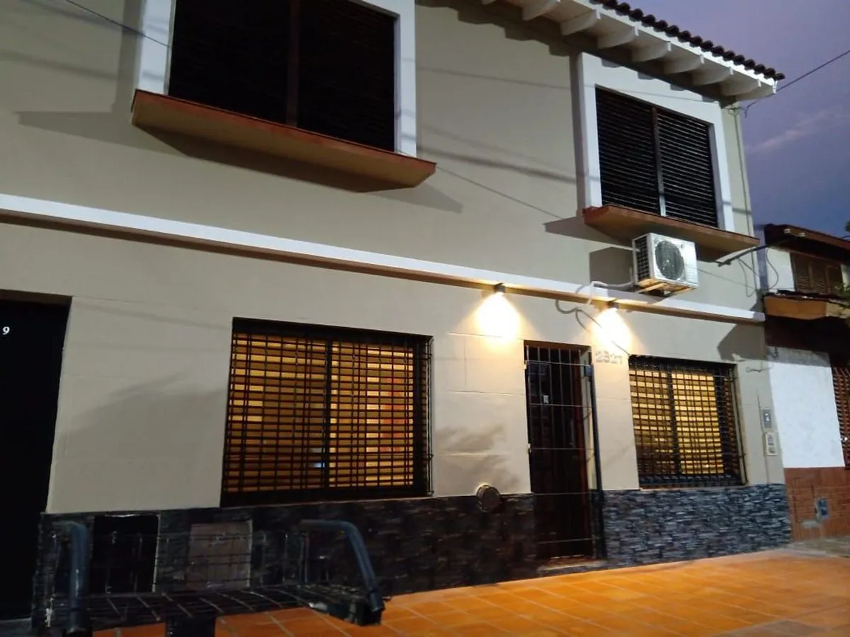P H en Juan Bautista Justo 2500