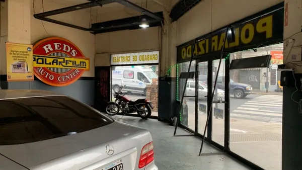 Local Comercial en Avenida la Plata 1100