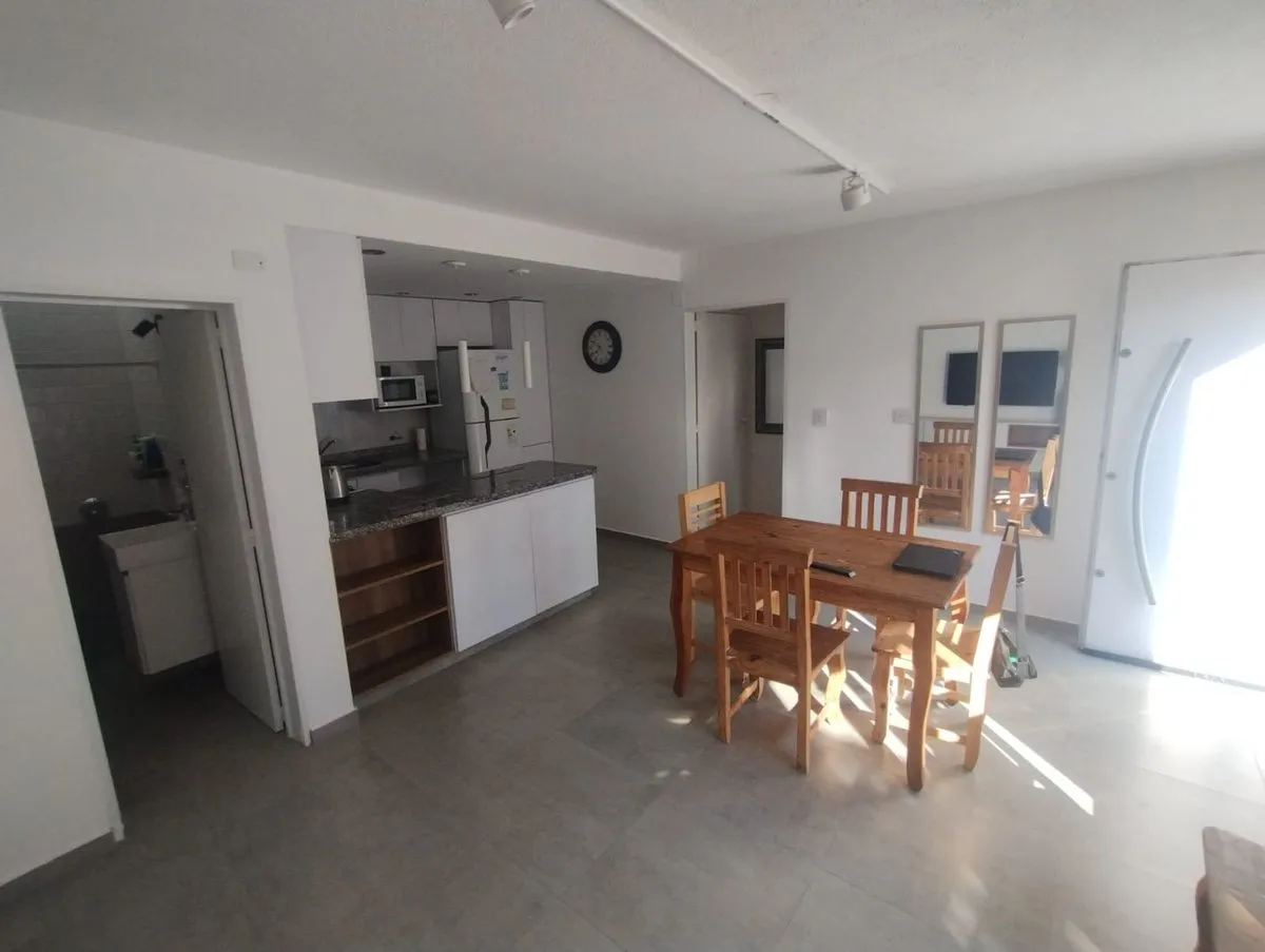 Departamento en J. G. Artigas 400