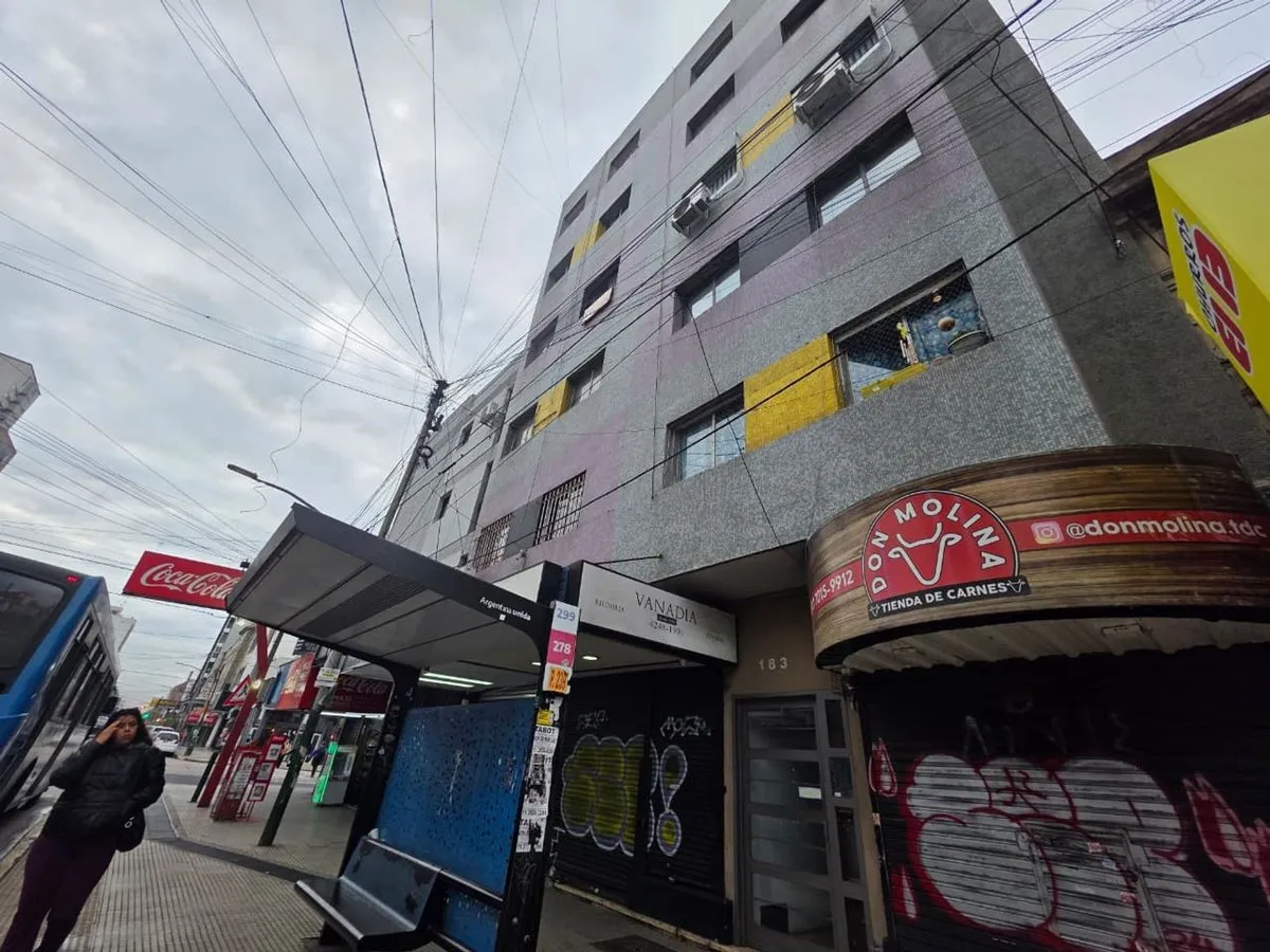 Departamento en Maipú 100