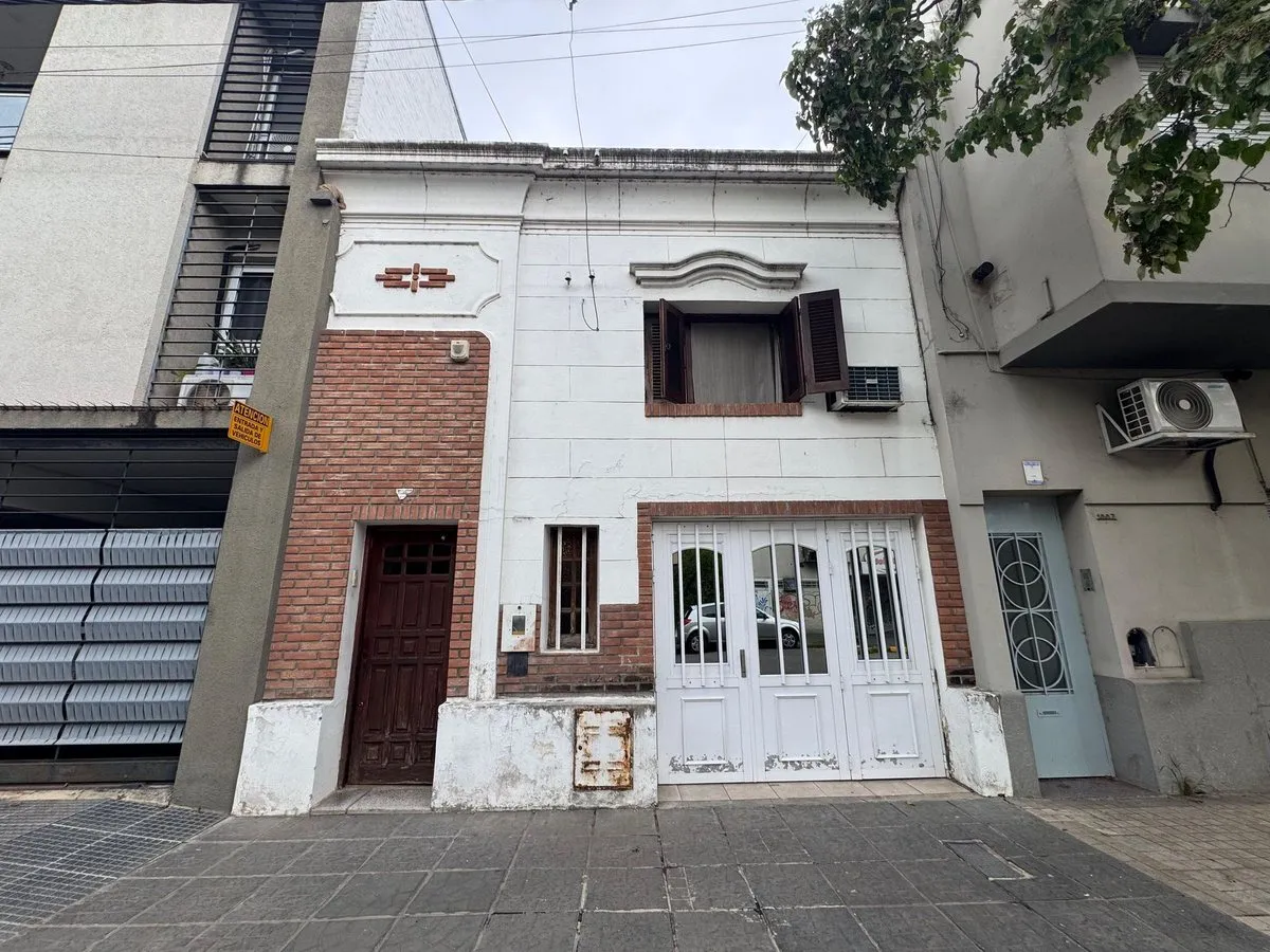 Casa en Gobernador Candioti 1800