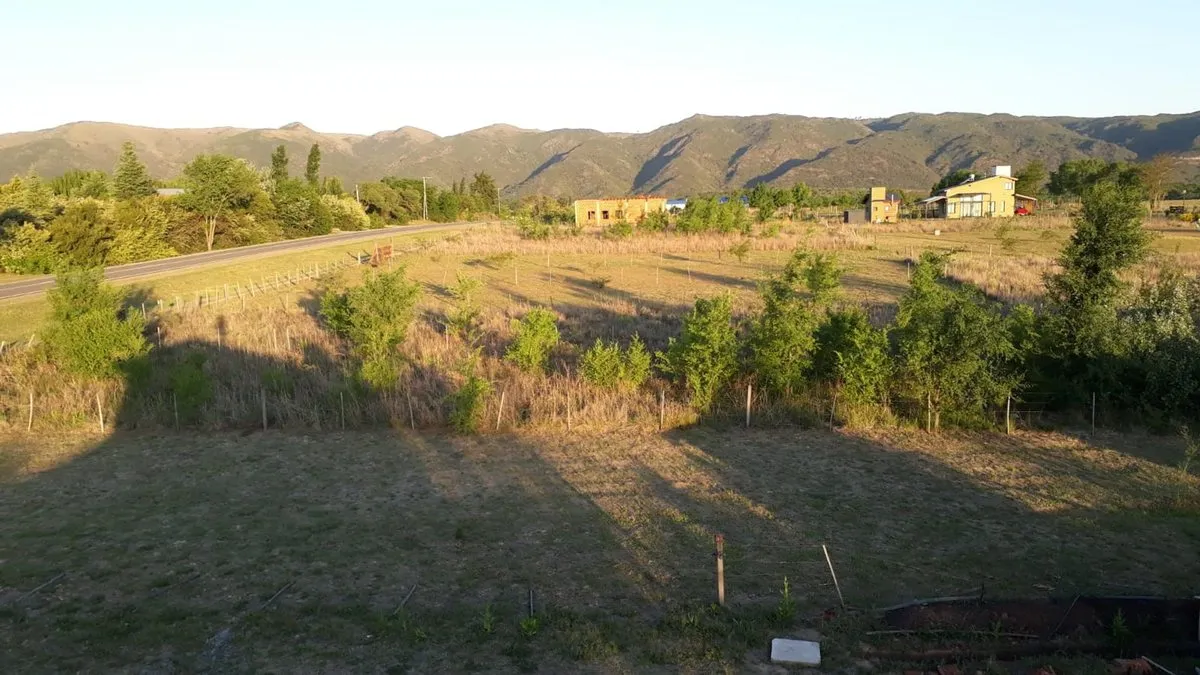 Lote en 31°56'25.0"s 64°33'11.3"w S/N