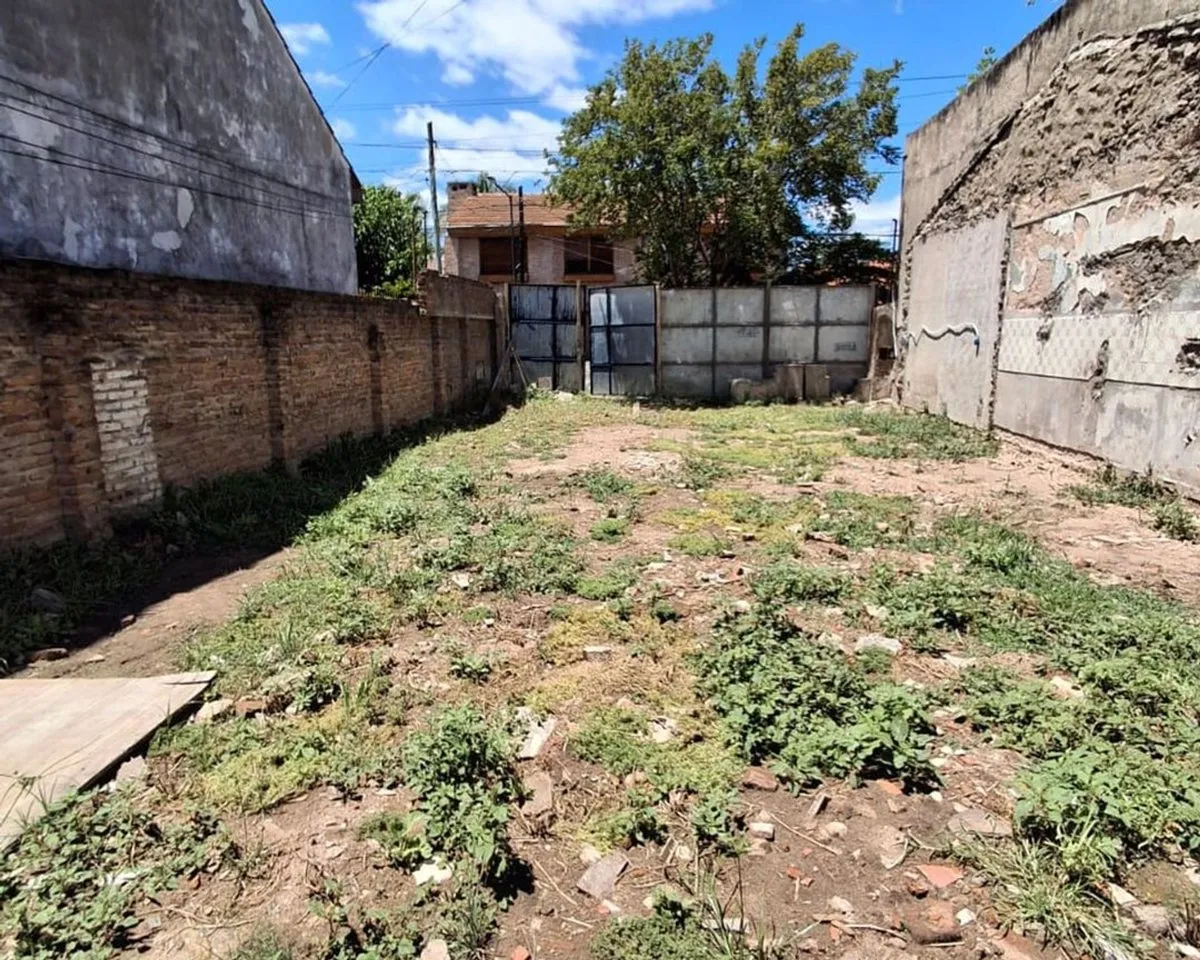 Lote en Corrientes 1900