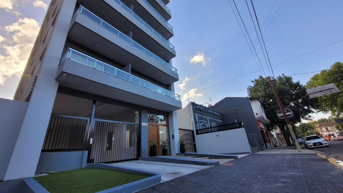 Departamento en Av. Vicente López 800