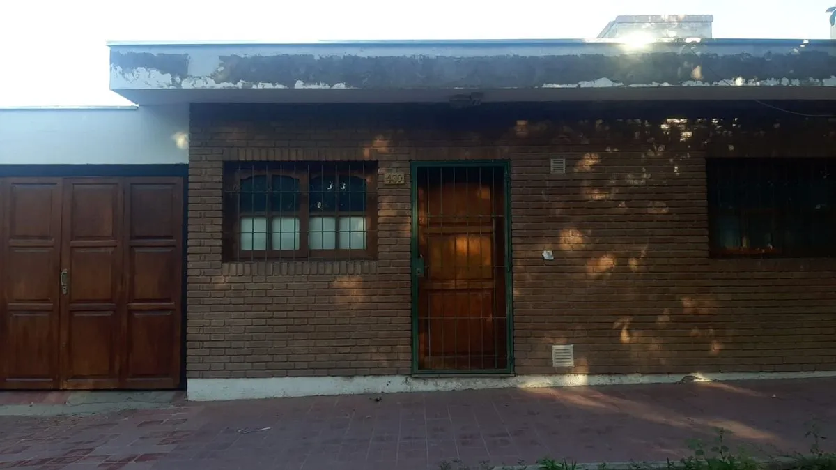 Casa en Las Heras 400