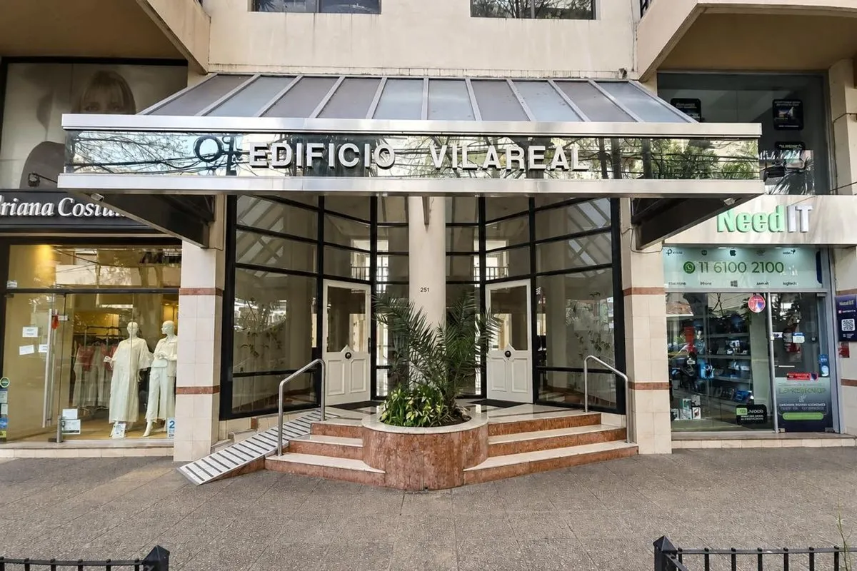 Departamento en Avenida Colombres 200