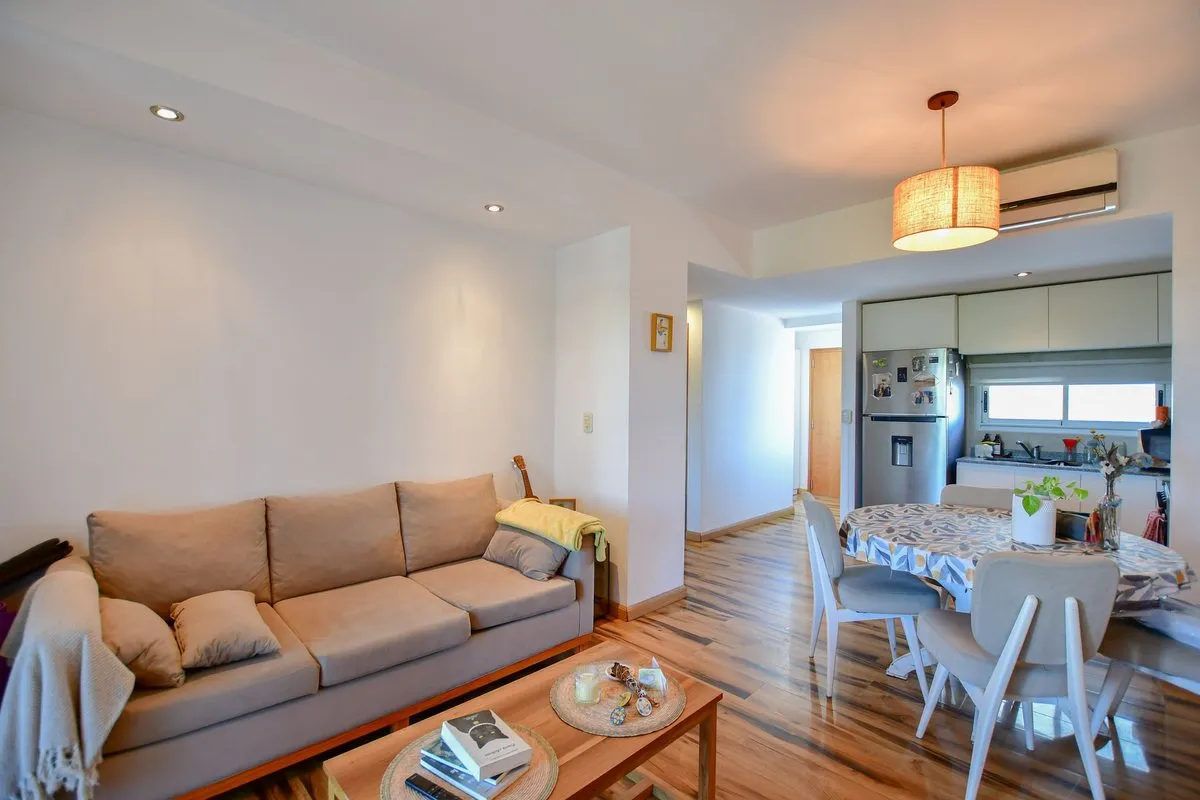 Departamento en 50 E/ 19 y 20 1200
