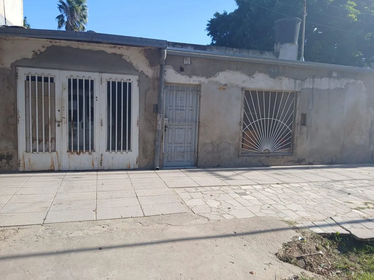 Casa en J.h. Vieytes 3700