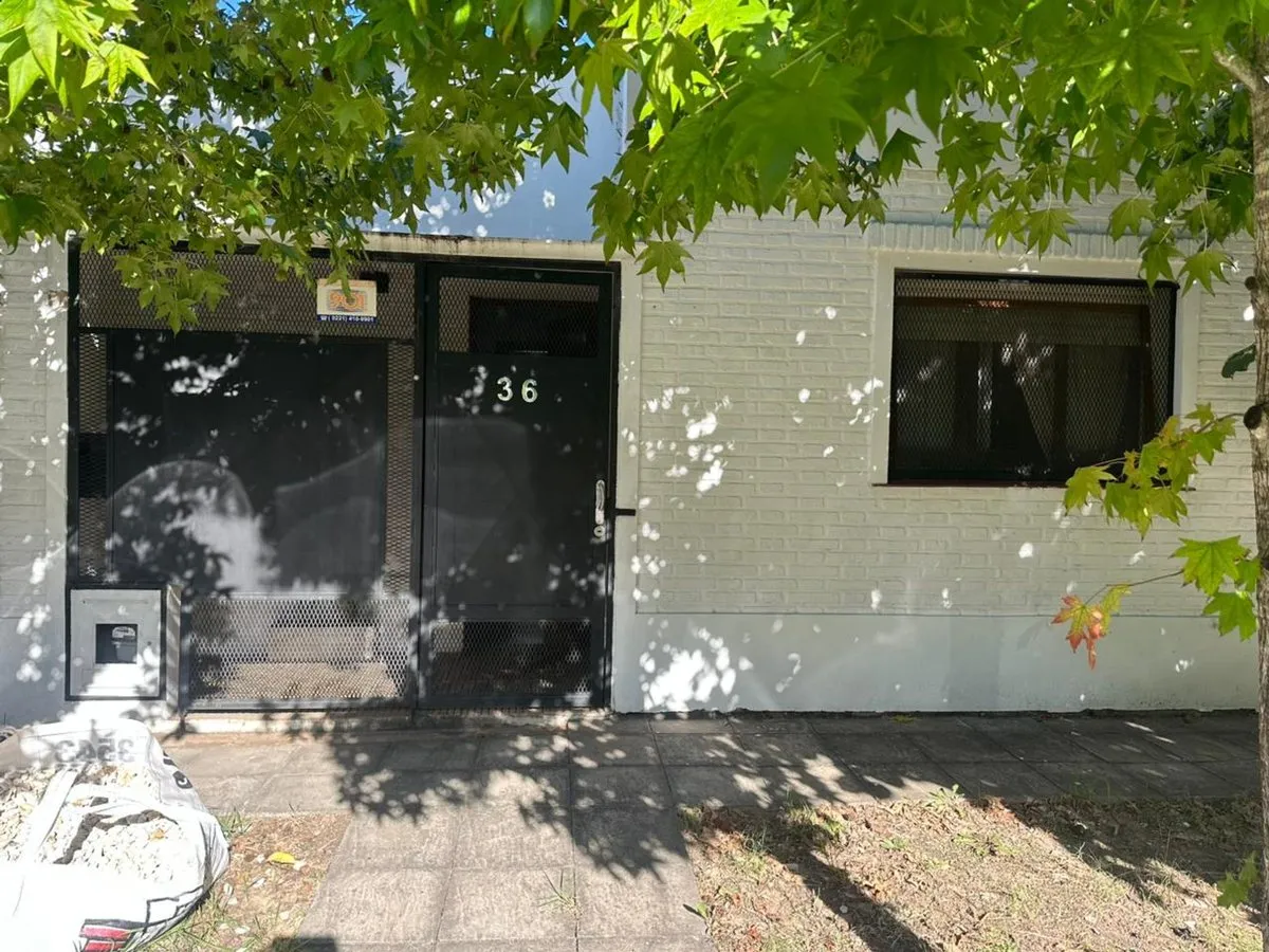Casa en 422 Bis y 3 0
