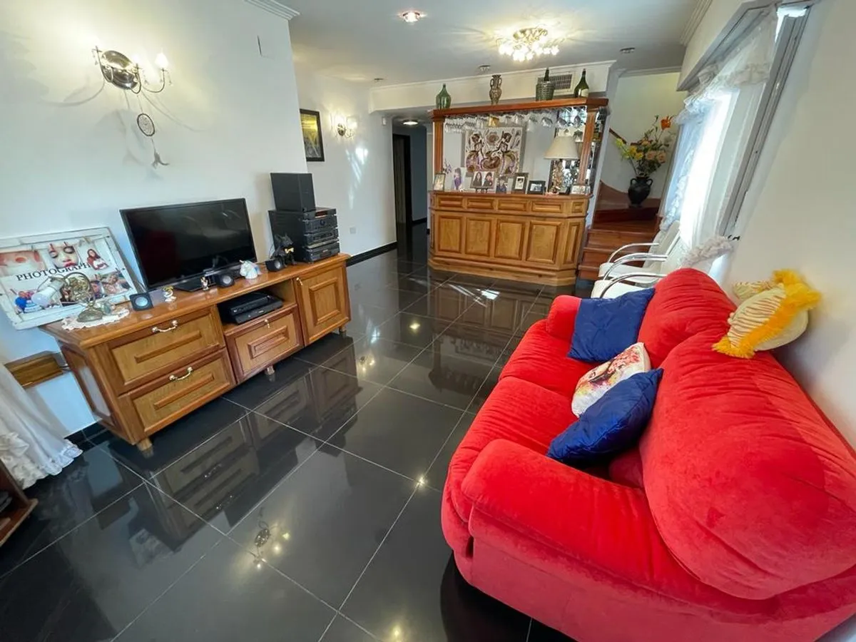 Casa en 198 E/ 47 y 49 800