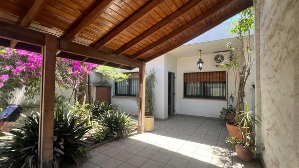 Casa en Vidt 6100