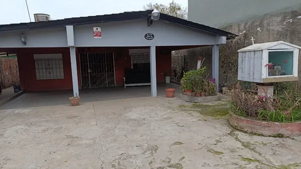 Casa en F. Allende 5300