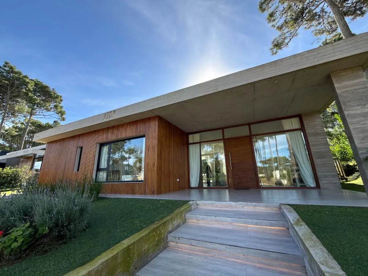 Casa en Tres Carabelas 2700