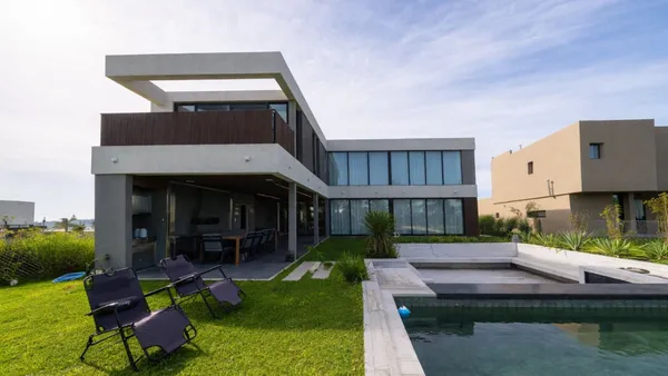 Casa en Arturo Illia 300