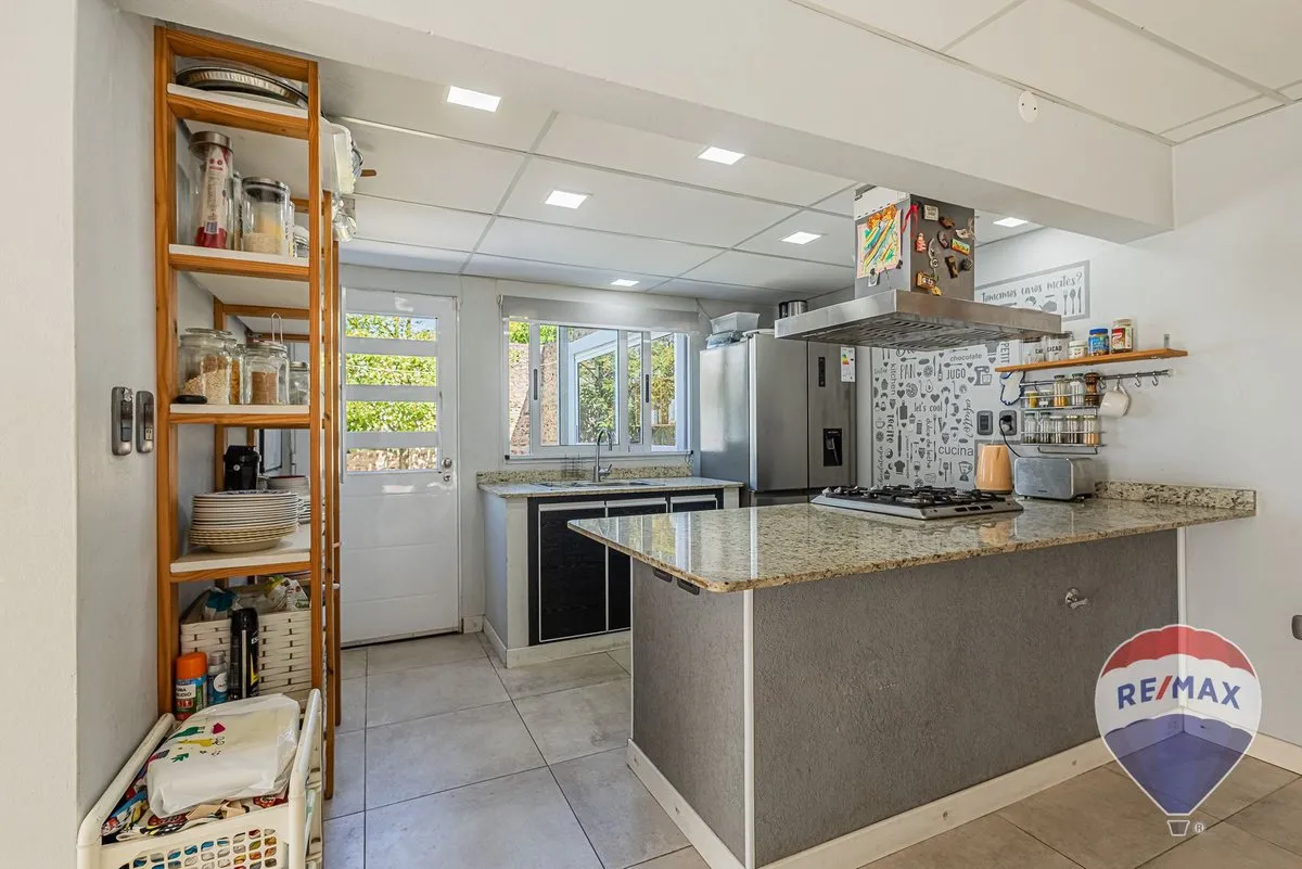 Casa en 445 E/ Cno Gral Belgrano y 23 2800