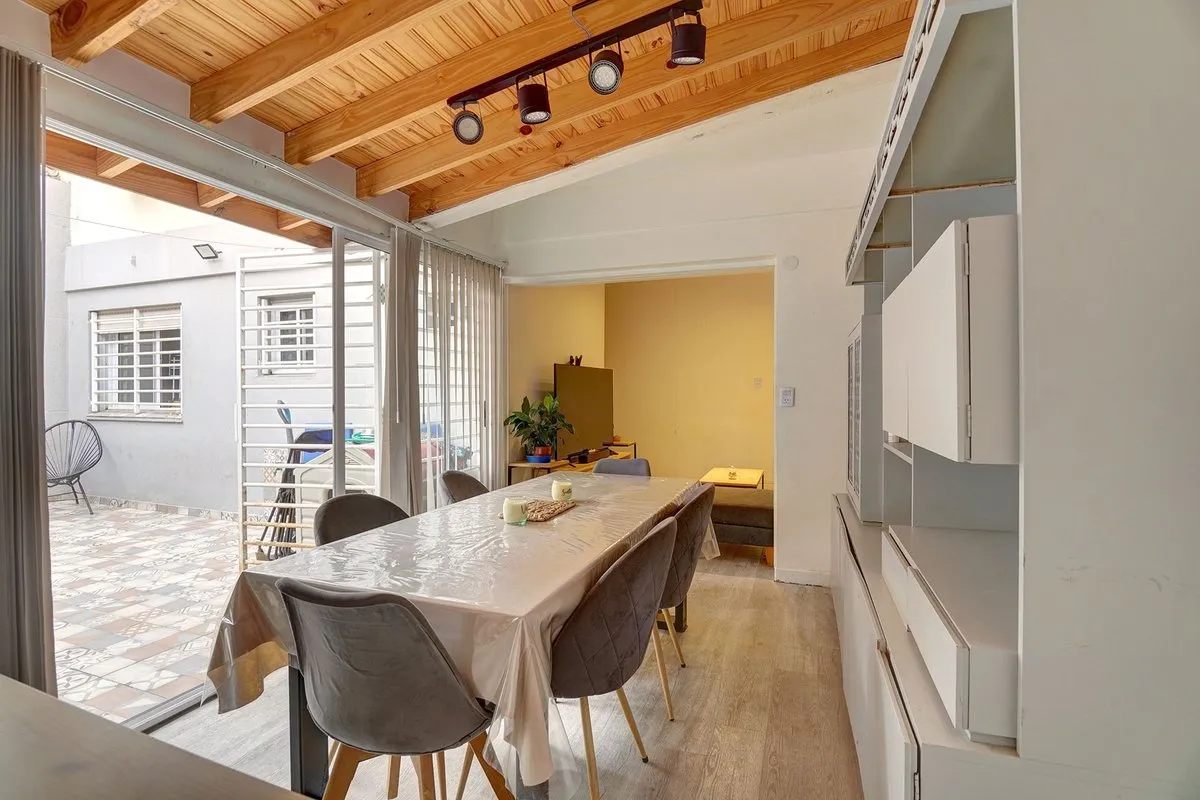 Departamento en Méndez de Andés 2200