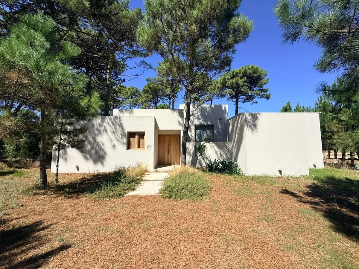Casa en De los Alamos 1300