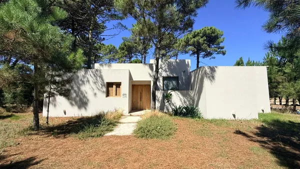 Casa en De los Alamos 1300