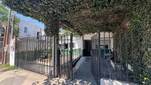 Casa en Agustin Molina 8700