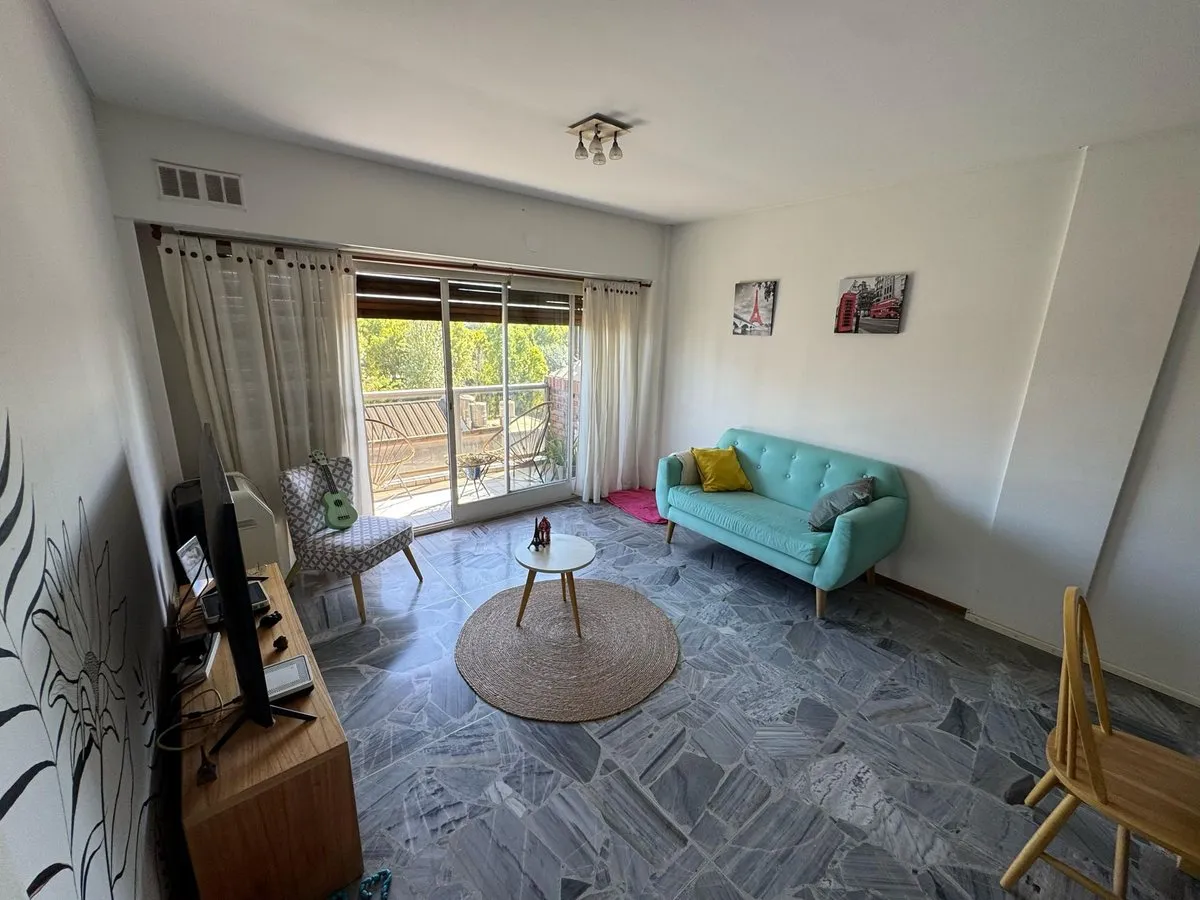 Departamento en Dolores G. Ocantos 100
