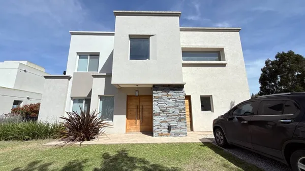 Casa en Ruta 2 Km 73 0
