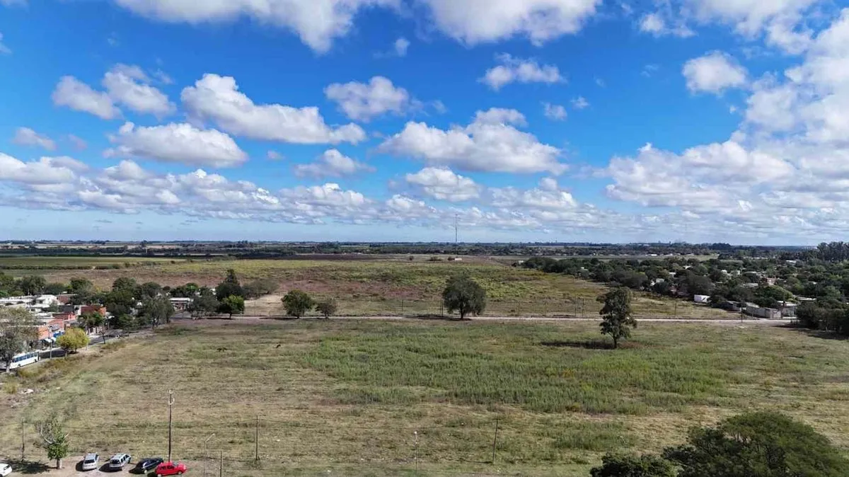 Campo en Avda. Mariano Moreno y Zaracondegui S/N