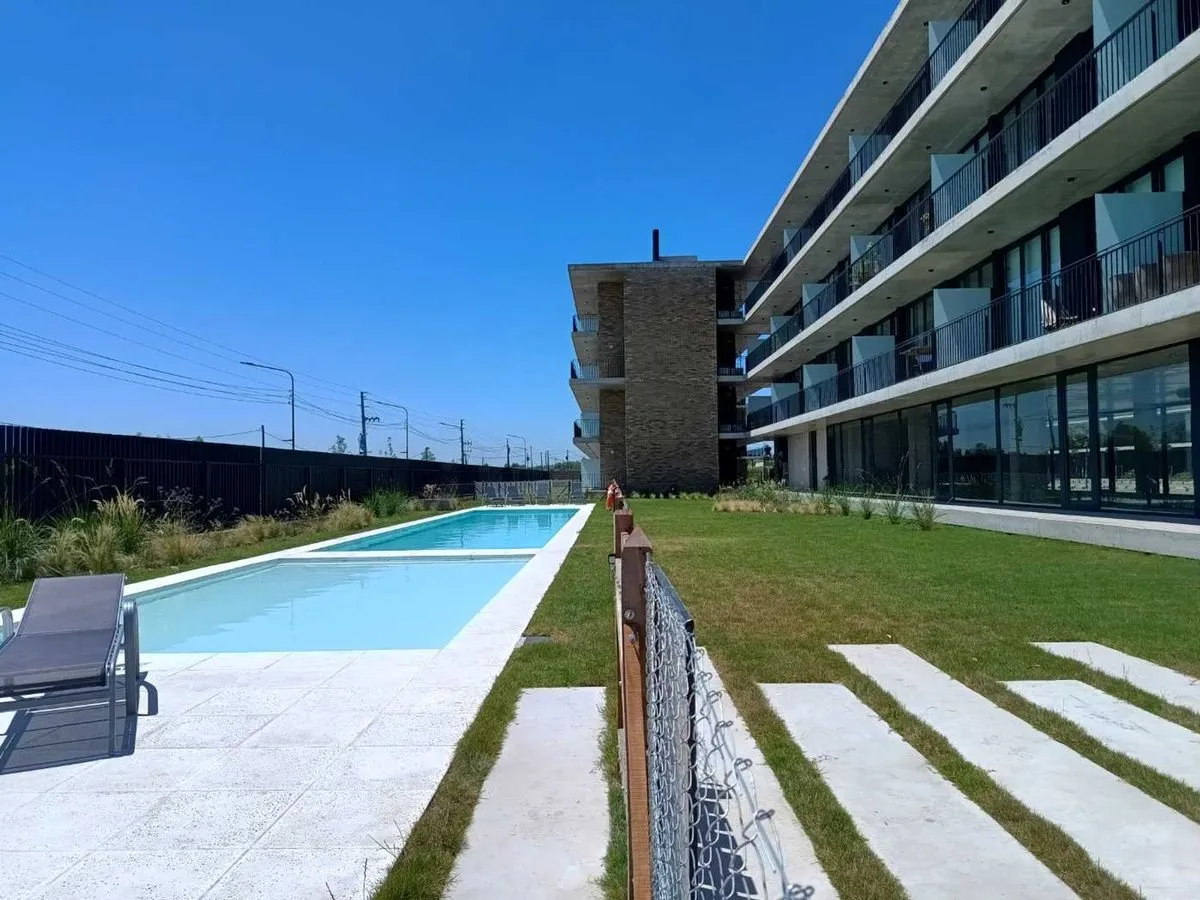 Departamento en Italia 4700