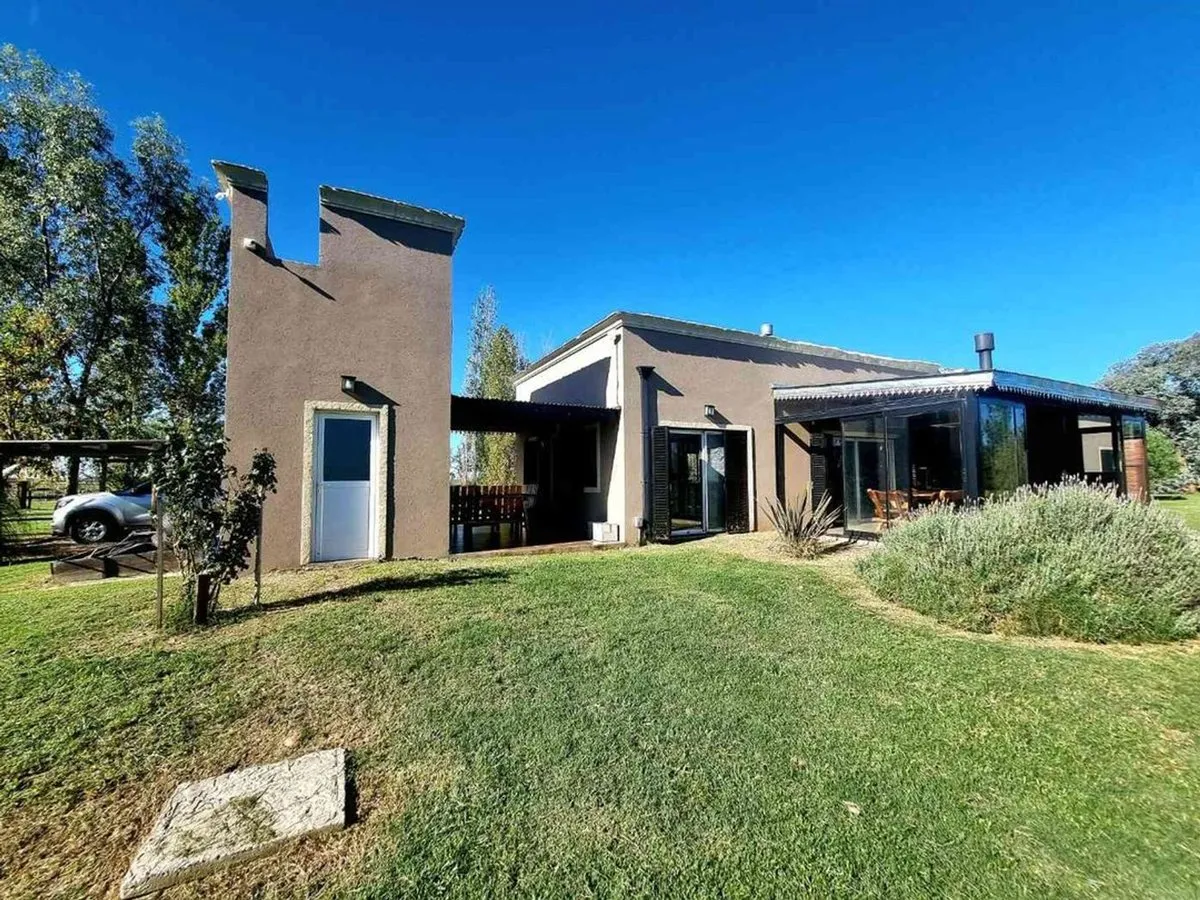 Casa en Ruta Provincial 47 6700