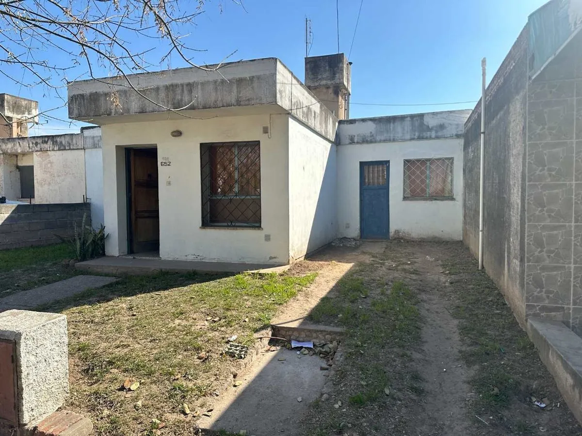 Casa en Adolfo Davila 600