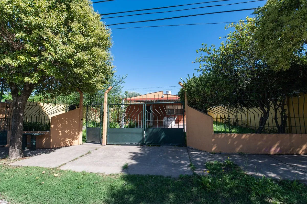 Casa en Rodriguez Peña 400