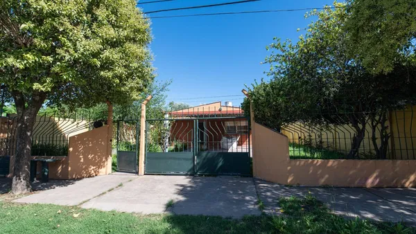 Casa en Rodriguez Peña 400