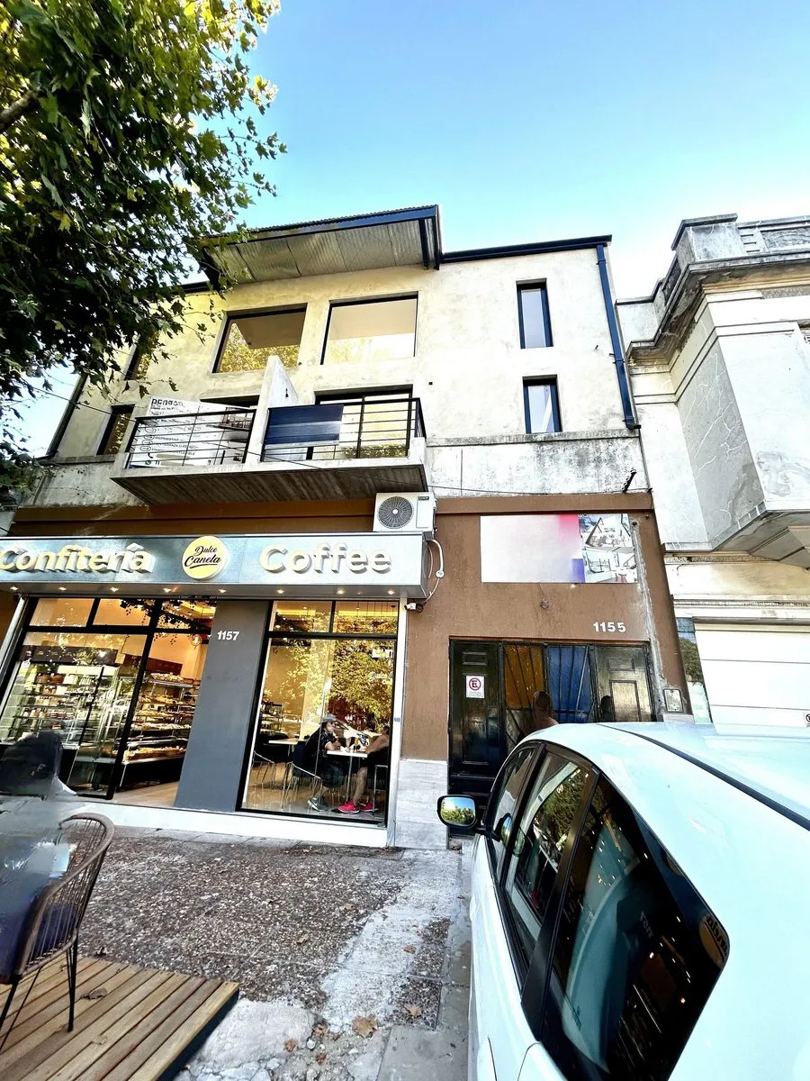Departamento en Avenida Vicente López 1100