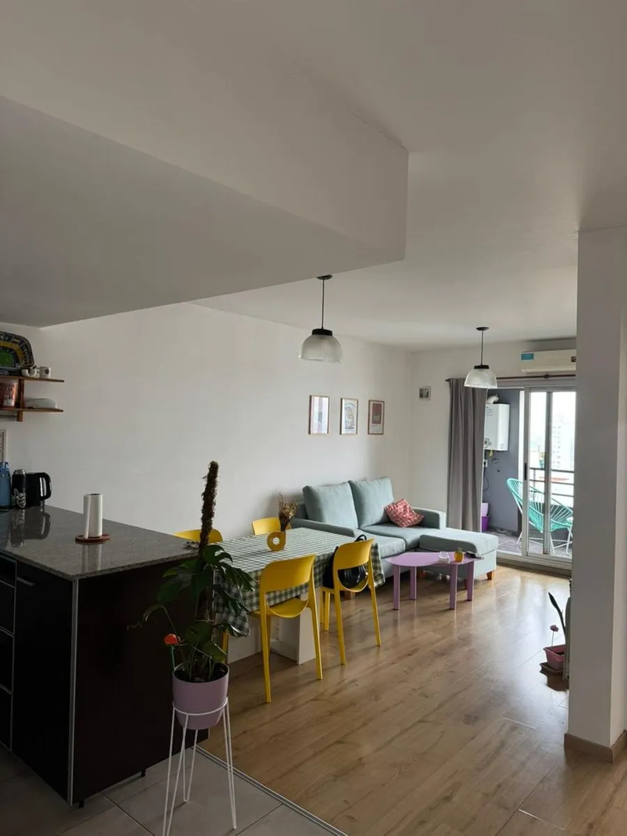 Departamento en Valentín Vergara 1300