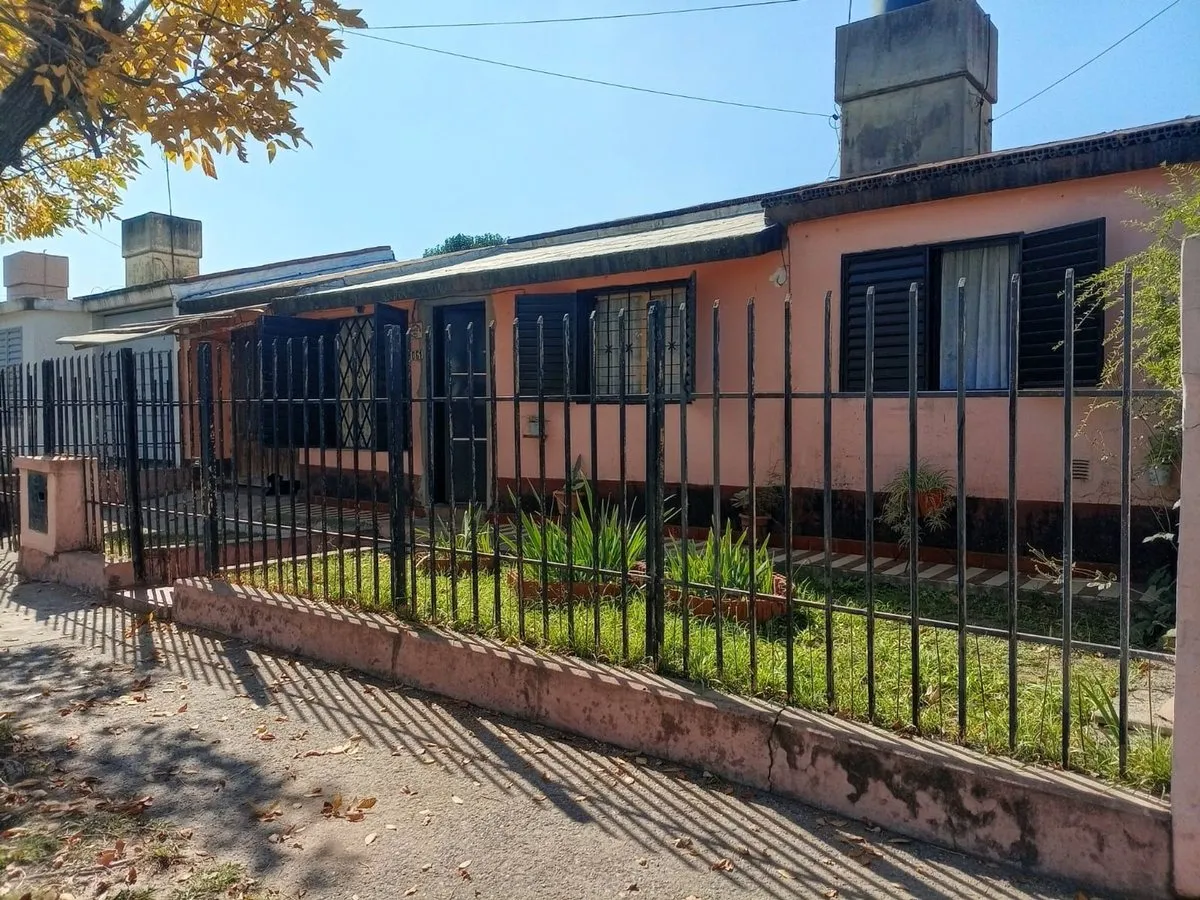 Casa en Rodolfo V. Butori 4000