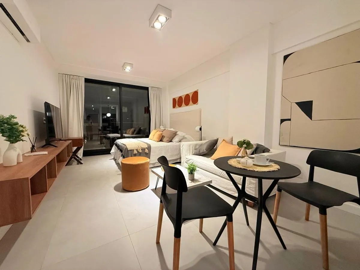 Departamento en Avenida Hipólito Yrigoyen 700
