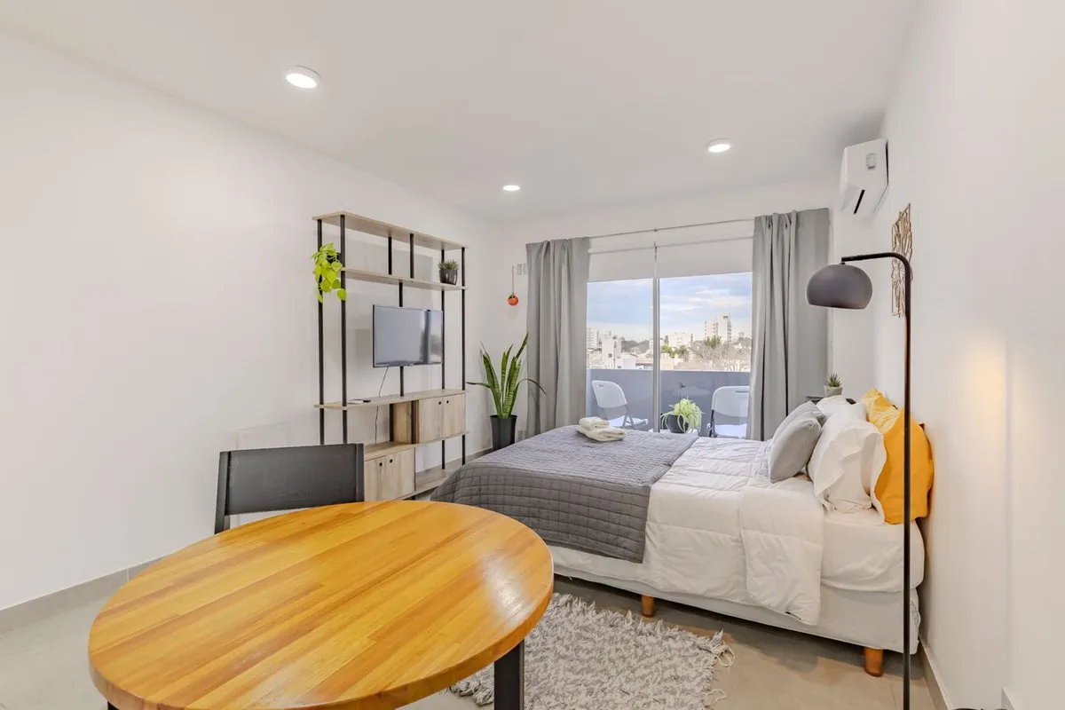 Departamento en 54 E/ 26 y 27 1500