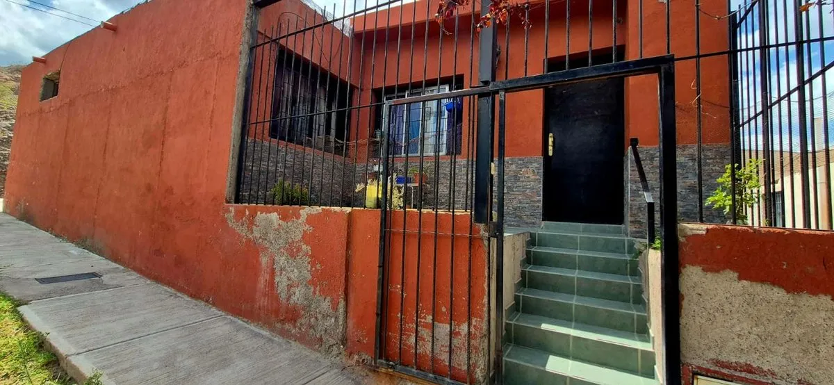 Casa en Surinam 3400