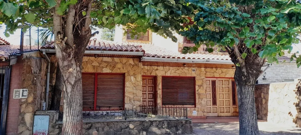 Casa en Cerros Colorados 1300