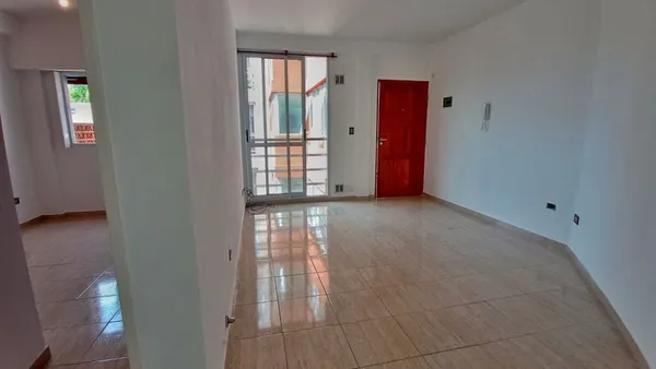 Departamento en Calle 2 E/ 62 y 63 1400