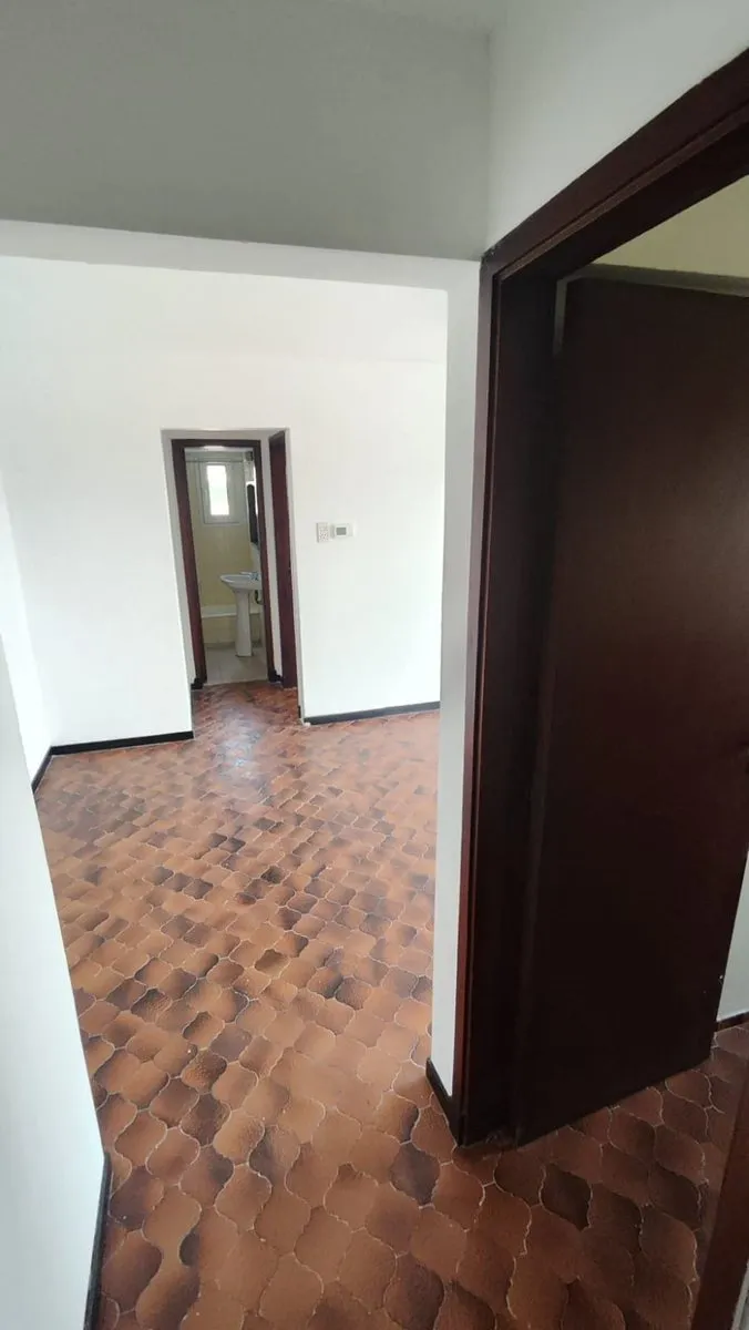 Departamento en Calle 5 N990 Entre 51 y 53 900