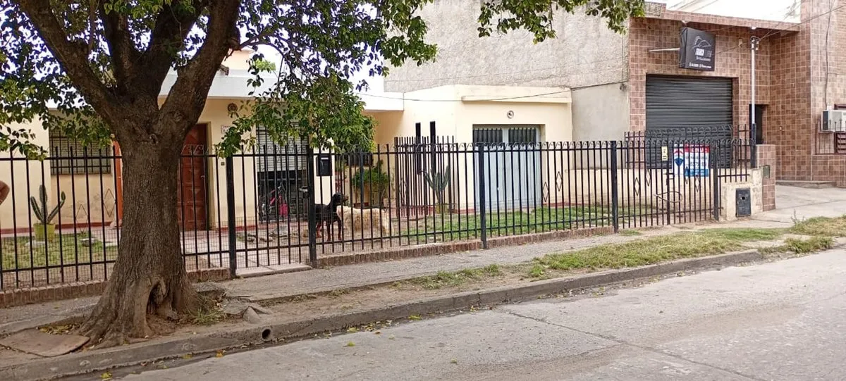 Casa en Arrecifes 600
