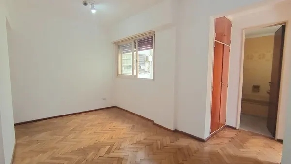 Departamento en Avenida la Plata 200