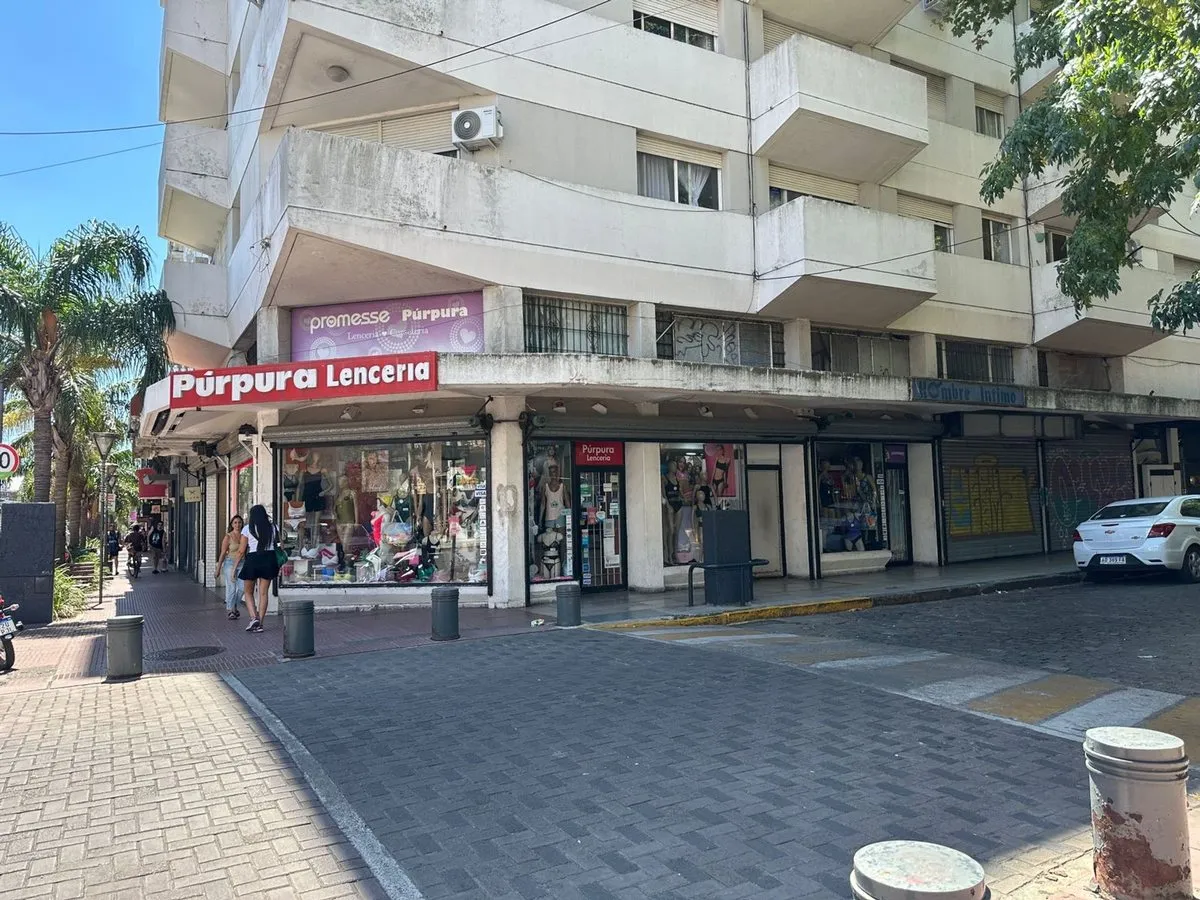 Local Comercial en Constitución 500