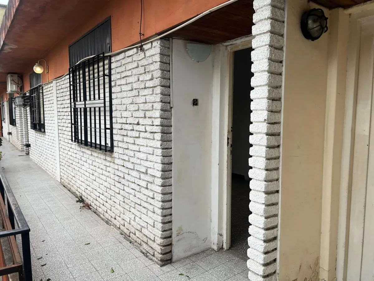 Departamento en Agustín de Elía 200