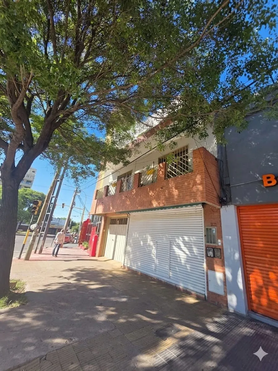 Casa en Avenida Patria 1400