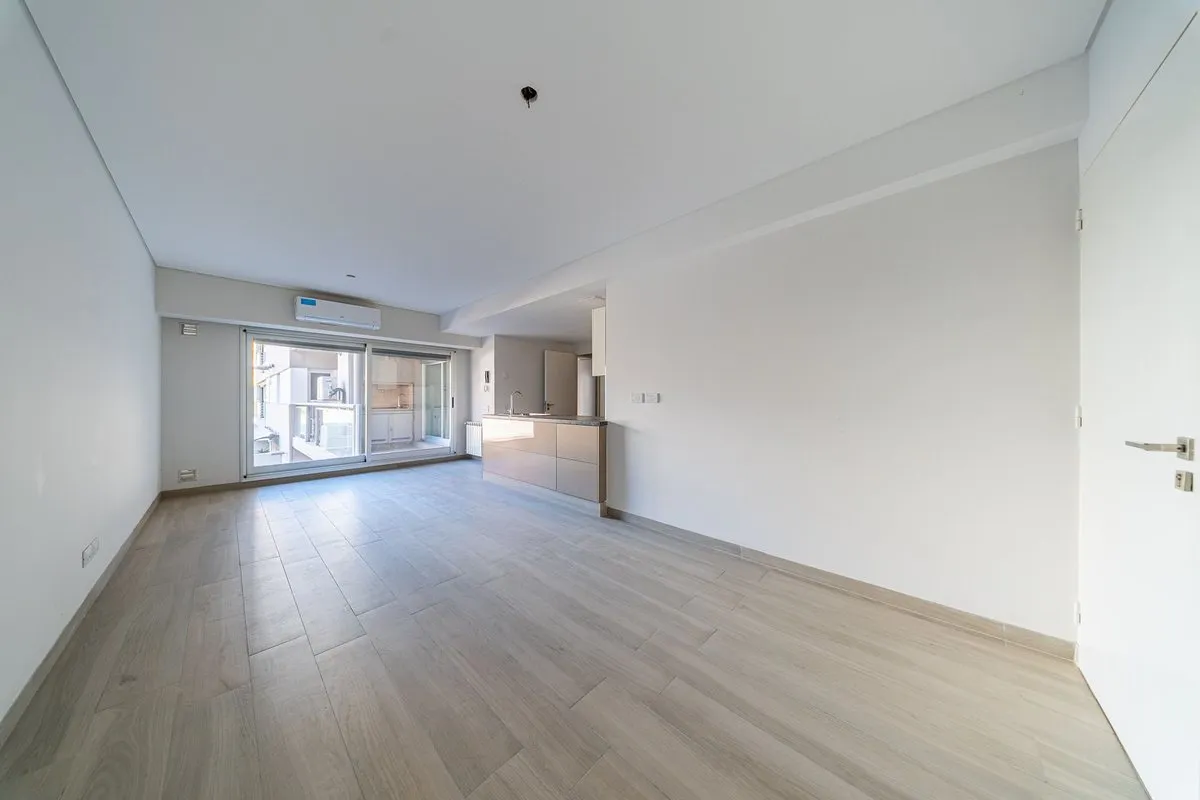 Departamento en Italia 200