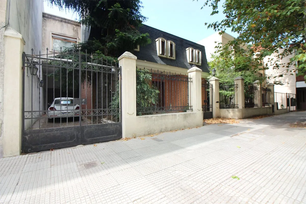 Casa en Gabriela Mistral 3700